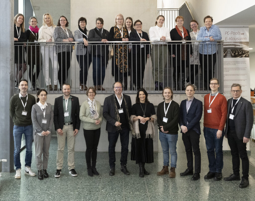 Die Mitglieder des Education Council der Universität Jyväskylä informierten sich bei ihrem Besuch an der JGU unter anderem über innovative Mainzer Lehrformate und die Lehramtsausbildung. (Foto: Peter Pulkowski)