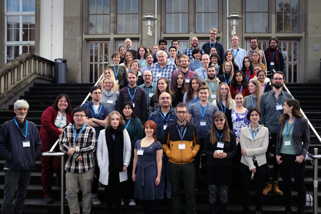 Teilnehmer*innen an einem GenEvo-Symposium im November 2022 in Mainz (Foto/©: Erwann Collin)