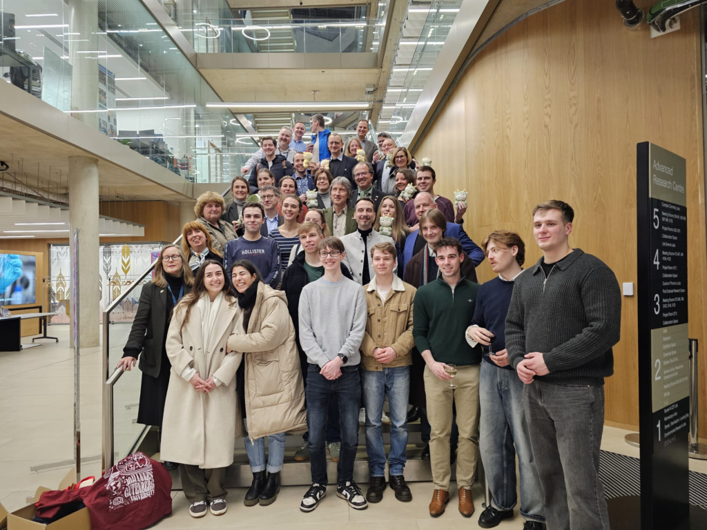 Während ihres Besuchs nutzte die JGU-Delegation die Möglichkeit zum Austausch mit Studierenden der University of Glasgow und der JGU, die sich unter anderem im interkulturellen Programm "Global Outreach – Global Citizen" (GO) zu gesellschaftspolitischen Themen wie Migration oder Klimawandel austauschen. (Foto: William Cushley)