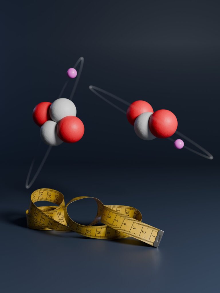 Forschende des Exzellenzclusters PRISMA+ haben erstmals den Ladungsradius von Helium-3 und damit auch den exakten Unterschied zum Radius von Helium-4 bestimmt. Diese Präzision erlaubt Rückschlüsse auf fundamentale Naturkonstanten und eröffnet neue Wege auf der Suche nach bisher unbekannter Physik. (Abb./©: Julian Krauth)